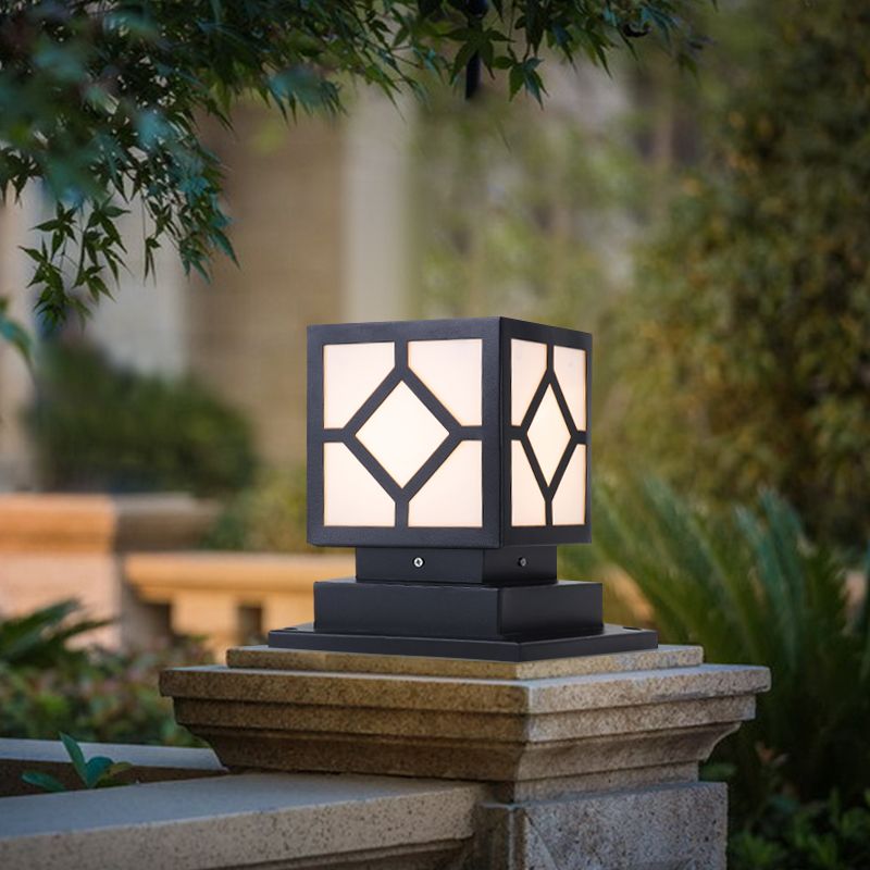 Close-up of the waterproof outdoor light with windproof glass lampshade.