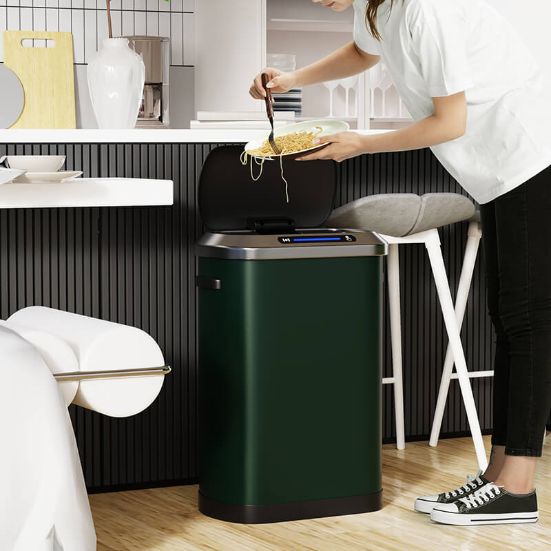 Hands-free operation of EcoSmart 50L trash can with motion sensor.
