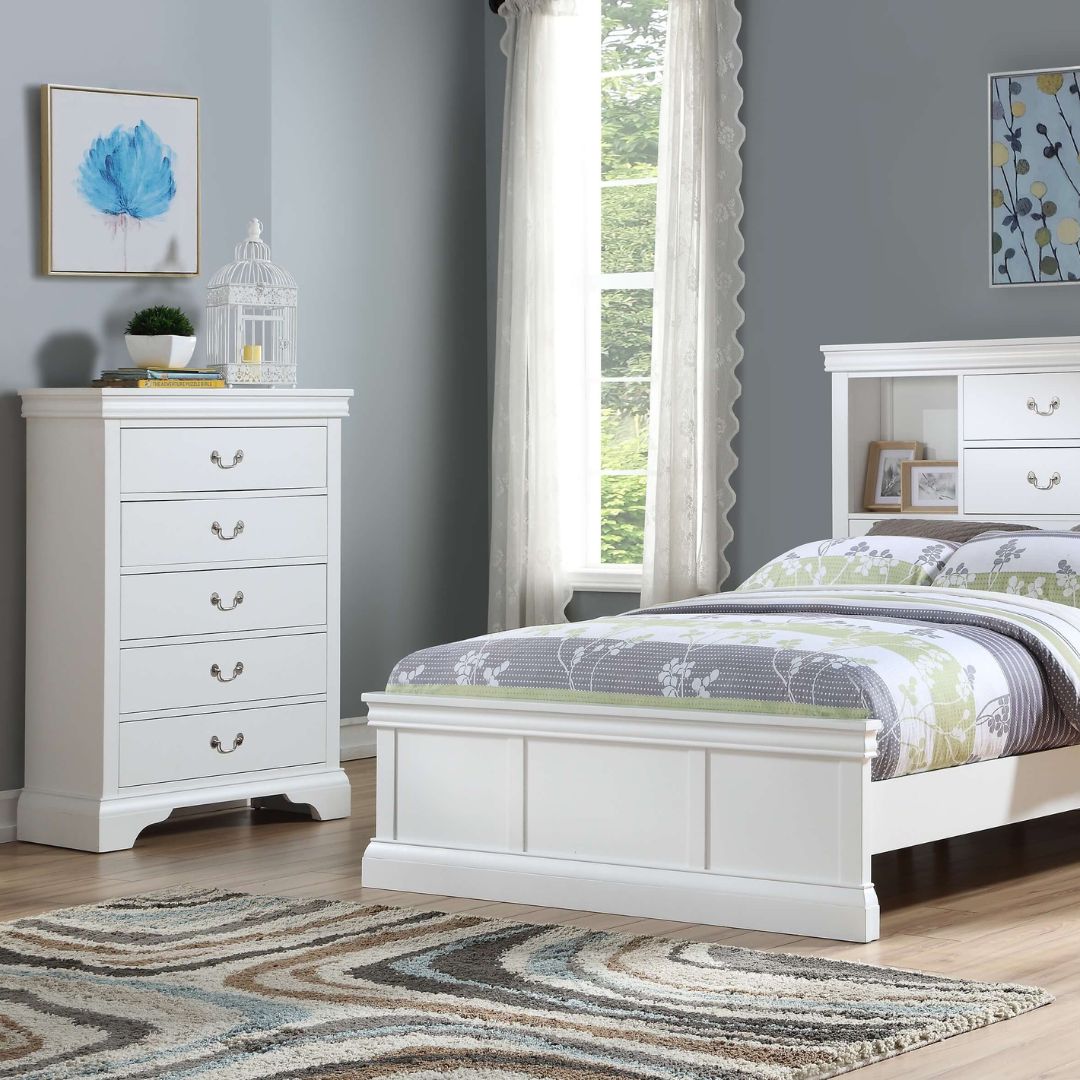 Front view of the sleek modern white chest of drawers showcasing its five spacious drawers.